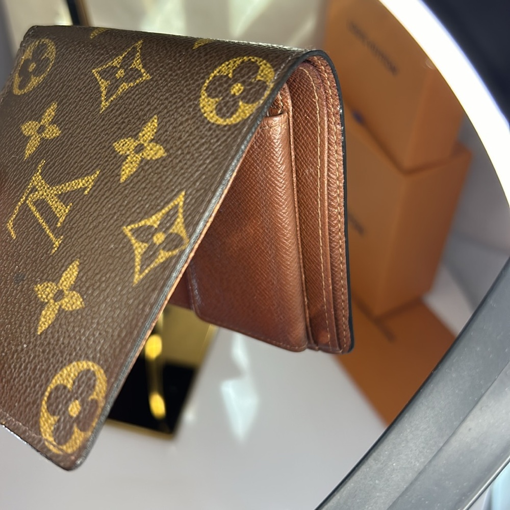 Louis Vuitton LOUIS VUITTON Monogram - Picture 14 of 16